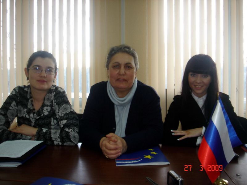 Коллектив Информационного центра МП и ИЕП МГИМО на встрече Информационных центров ЕС России в Казани (28.03.2009)