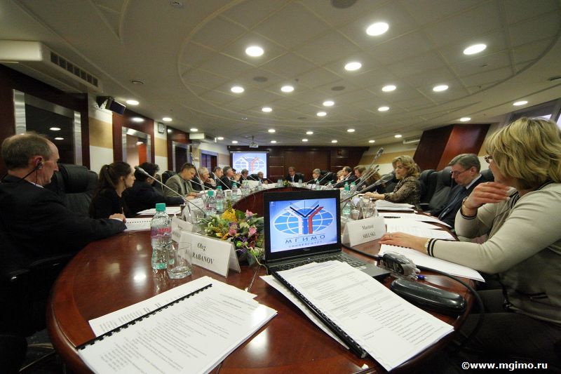 14-е заседание Руководящего совета Европейского учебного института (27.10.2011)