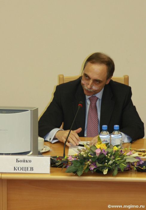 Краткосрочные курсы ЕУИ по основам борьбы с коррупцией (май 2012)