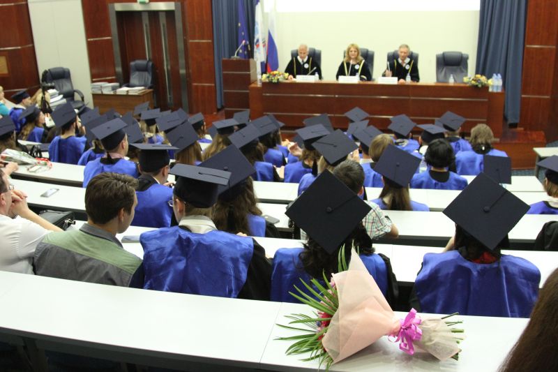 Вручение дипломов выпускникам магистратуры ЕУИ (15.06.15)