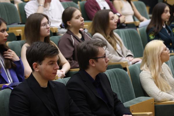 Председатель Суда ЕАЭС А.А.Дронов в МГИМО