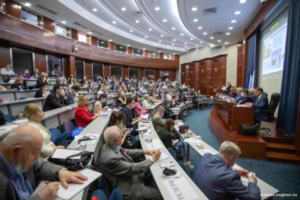 Краткосрочные курсы ЕУИ и Совета Европы, май 2021