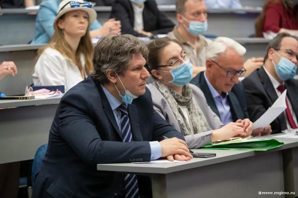 Краткосрочные курсы ЕУИ и Совета Европы, май 2021