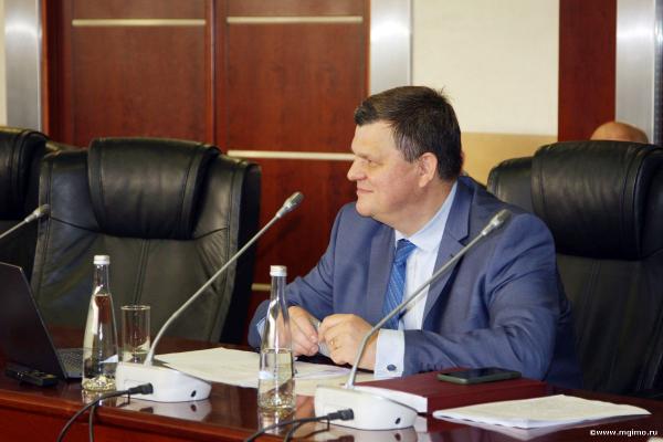 Защита кандидатской диссертации М.Б.Лобова