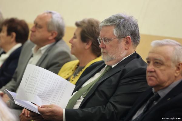 Защита кандидатской диссертации М.Б.Лобова